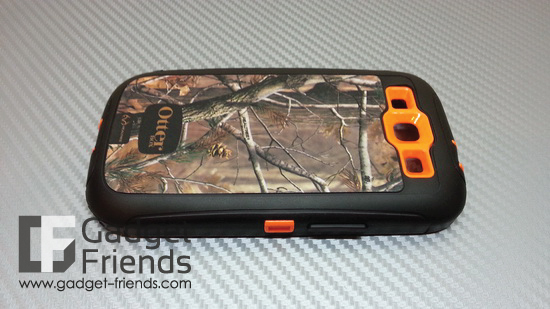 เคส Otterbox Samsung Galaxy S3 Defender Real tree camo ของแท้ 100% มาแล้วสำหรับ Otterbox รุ่น Real Tree สุดฮิต ด้วยลายต้นไม้พร้อมลุยไปทุกสถานการณ์  พร้อม Grip สำหรับพกพาได้สะดวก